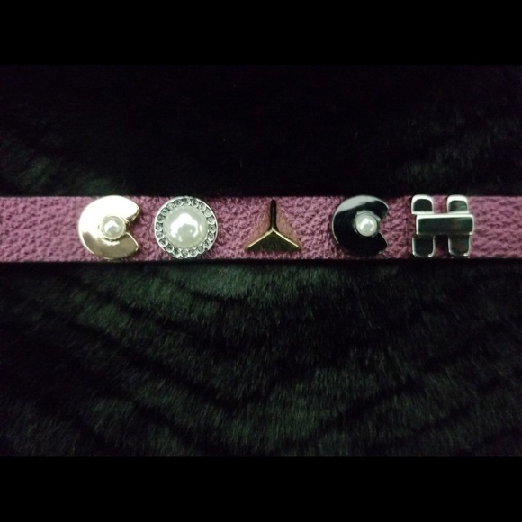 AUTHENTIC COACH LEATHER BRACELET - Picture 3 of 5